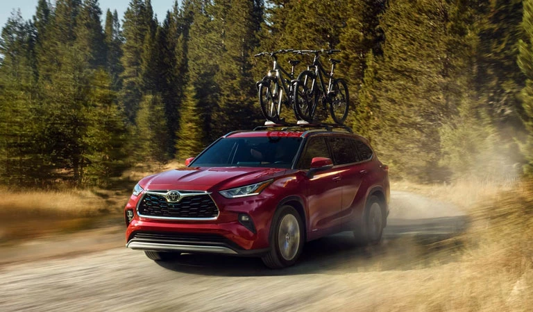 2025 Toyota Highlander Performance